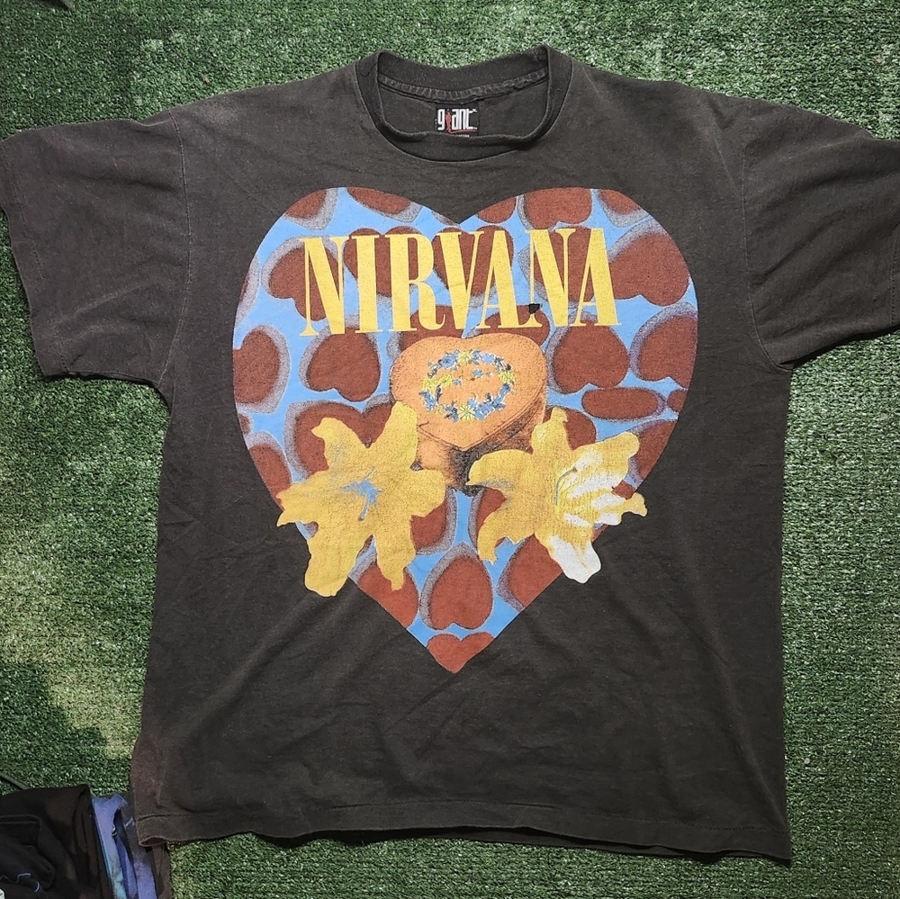 Vintage Nirvana In Utero tee